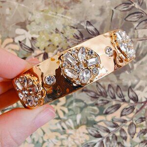 Lily Pulitzer Crystal Cluster Hammered Gold Tone Hinged Bangle Bracelet